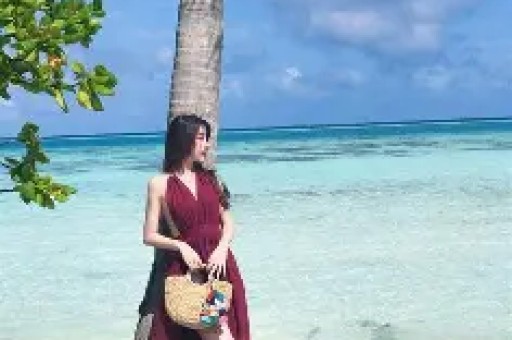 明星“塌房”事件背后的深意：你真的了解他们吗？
